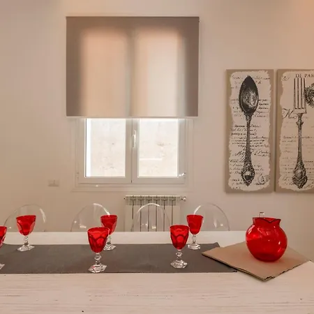 Apartman Downtown_blossom With Small Terrace Róma